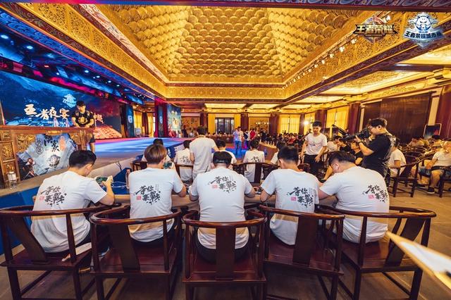 LPL春季赛裁判报告：iG迟到、JackeyLove外设电量不达标被处罚